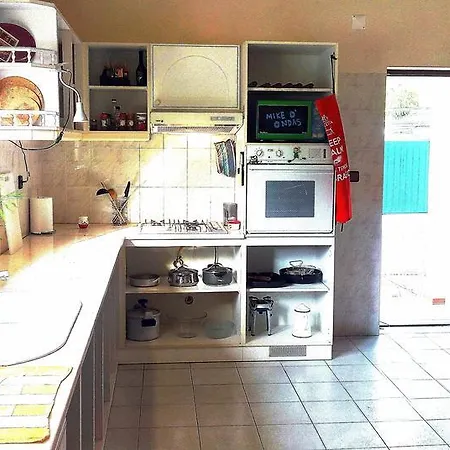 Gui's Hostel Charneca (Setubal)